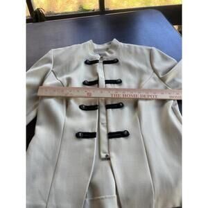 Danny And Nicole Blazer Women's Size 6 Cream